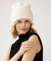 Off White Alpaca Beanie Hat < Sample Sale I PLUM & IVORY LTD