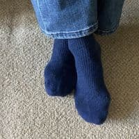 Ribbed Cashmere Socks < Fashion Accessories I PLUM & IVORY LTD