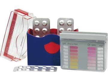 BAYROL Pooltester (pH/o2 Active Oxygen) for Soft & Easy