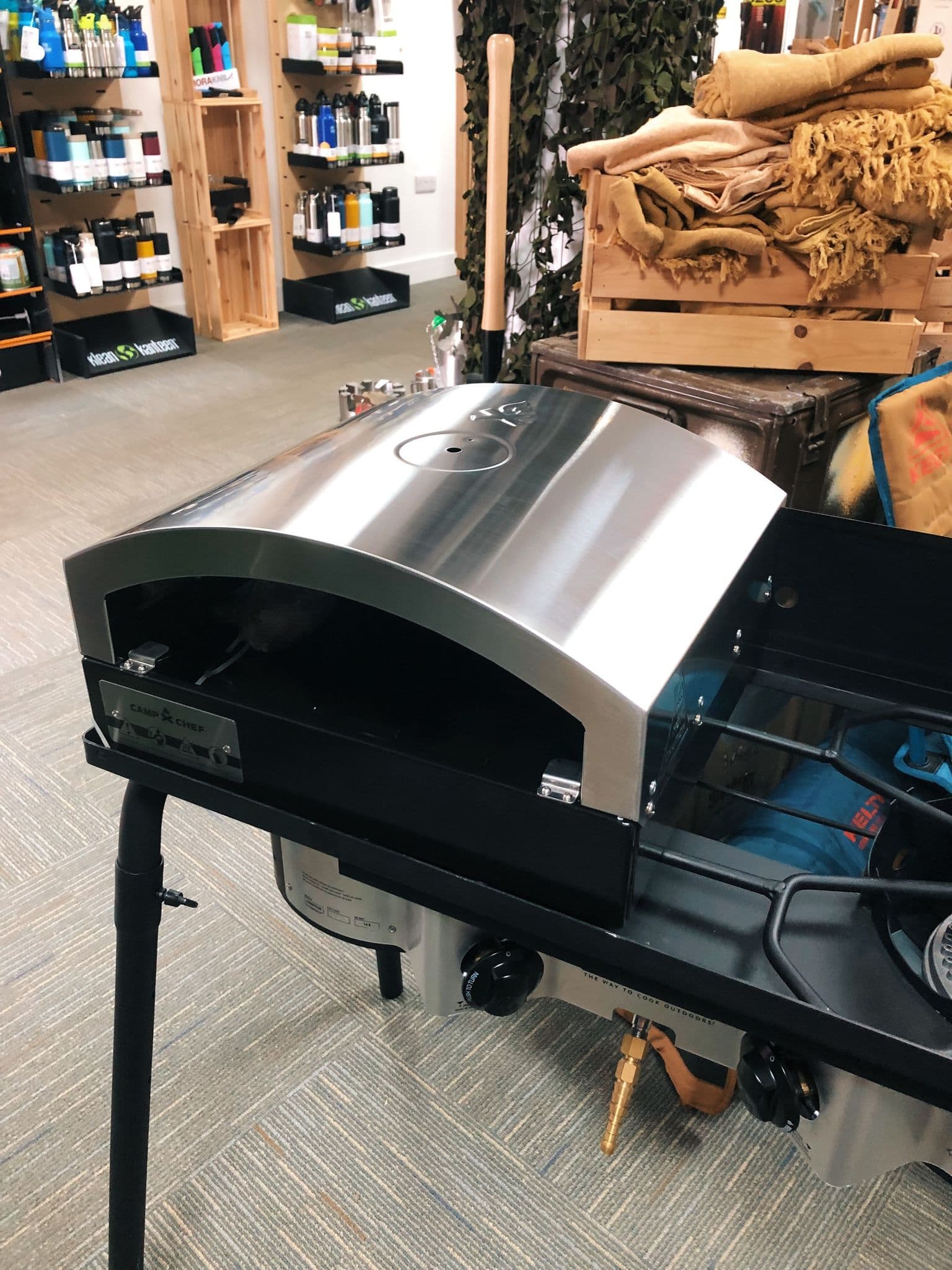 Camp Chef 14" Artisan Pizza Oven