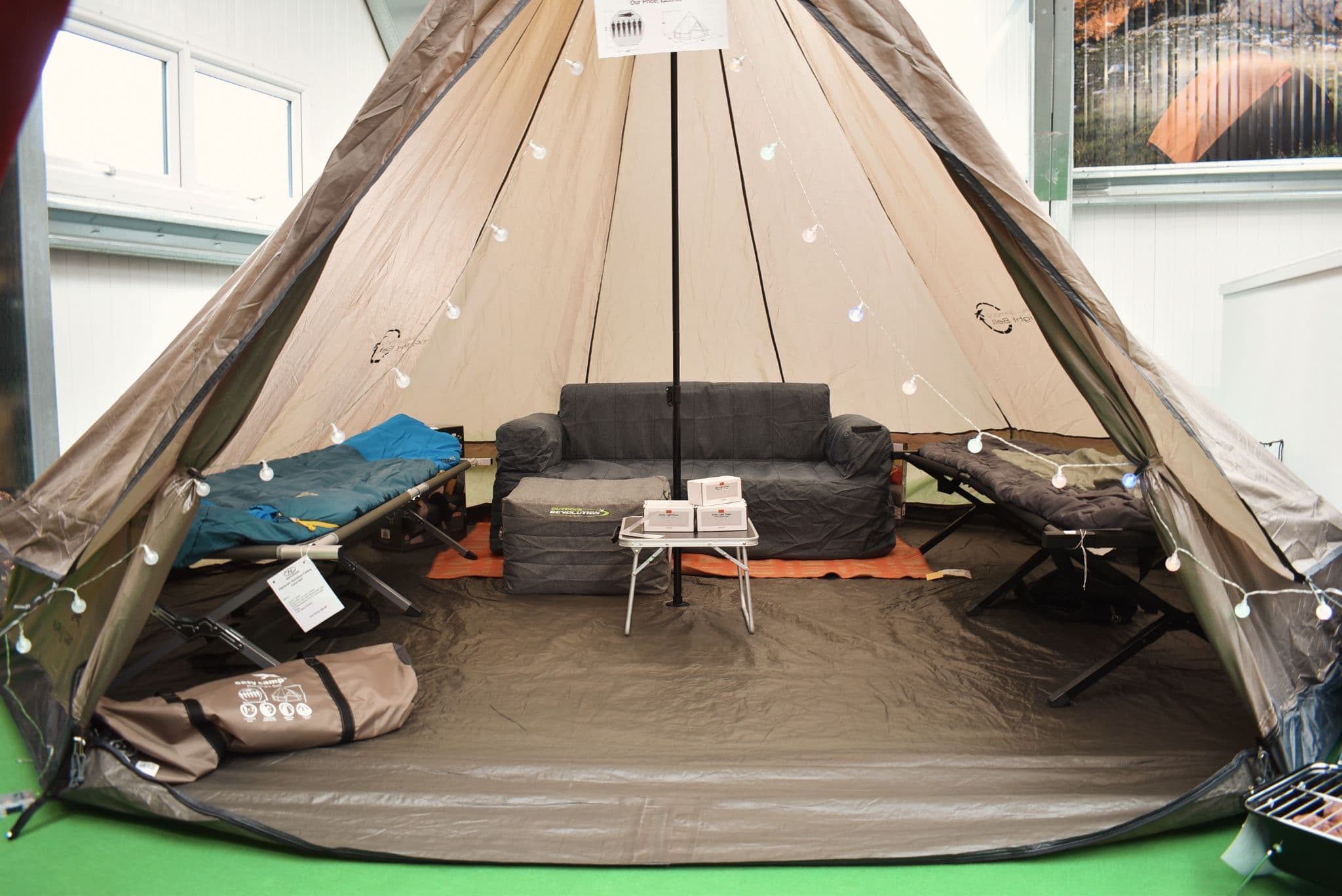 Easy Camp Moonlight Bell Tent 7 Person