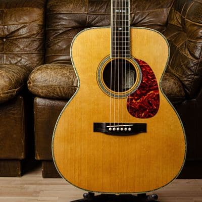 Atkin OOO37 DLX Guitar with Case
