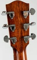 Eastman AC122 1CE Deluxe Guitar with Gigbag