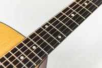 Eastman AC122 1CE Deluxe Guitar with Gigbag