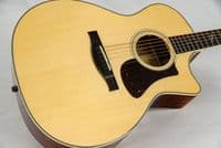 Eastman AC322CE Guitar with Case