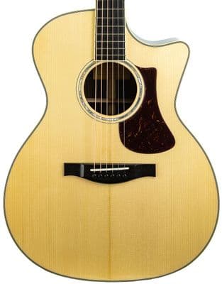 Eastman AC422CE Grand Auditorium Acoustic with Pickup and Case