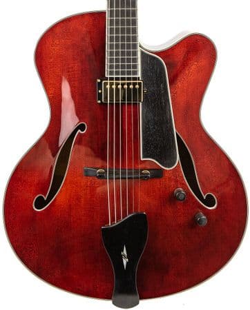 Eastman AR810CE Guitar inc Case