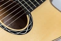 Eastman Cabaret-JB Nylon Strung Electro Hybrid Guitar with Case