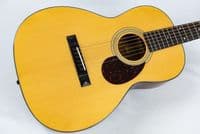 Eastman E10OO TC Acoustic Guitar with Thermo Cure Top and Case