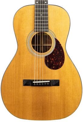 Eastman E10P TC Parlor Thermo-Cure Top Guitar with Case