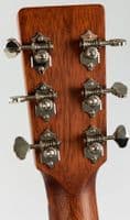 Eastman E1D Deluxe Guitar with Gigbag