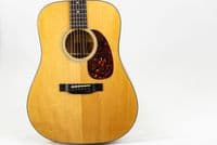 Eastman E1D Deluxe Guitar with Gigbag