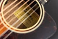 Eastman E1OOSS Deluxe Acoustic with Pickup and Gigbag.