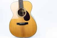 Eastman E20OM TC Thermo-Cure Top Guitar with Fitted Pick Up