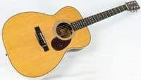 Eastman E8OM TC Guitar with Case