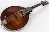 Eastman MD504 Mandolin with Case