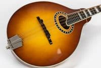 Eastman MD604 GoldBurst, Electro Mandolin with Case
