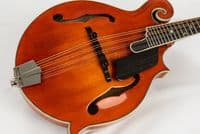 Eastman MD815PGE Mandolin with Case