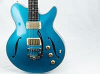 Eastman Romeo LA Celestine Blue, with Case