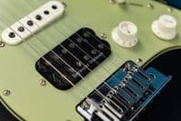 Fender Custom Shop Custom Deluxe HB S-1 Strat Relic with Closet Classic Hardware, 3A, Black