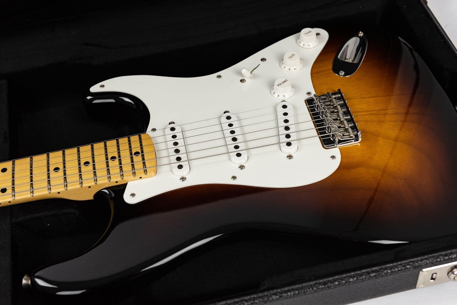 Fender Custom Shop Vintage 55 Hardtail Strat Time Capsule Sunburst