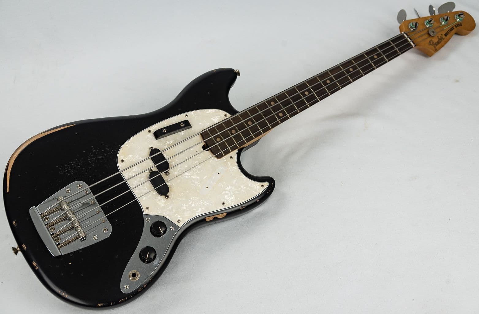 Fender Justin Meldal Johnsen Road Worn Mustang Bass Black