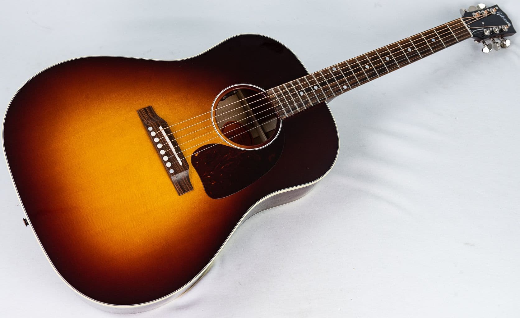 Gibson J45 Standard Custom Select Autumn Burst