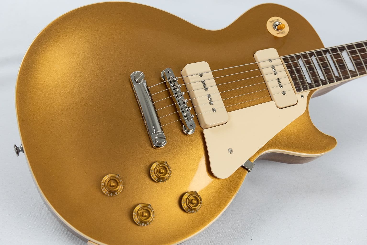 Gibson Les Paul Standard P90 Gold Top Gibson-Les-Paul-Standard-50s-
