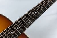 Maton EBG808 Nashville Guitar inc Case