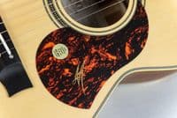 Maton EBG808 TE Tommy Emmanuel Guitar