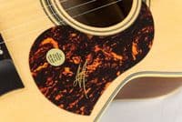 Maton EBG808 TE Tommy Emmanuel Guitar