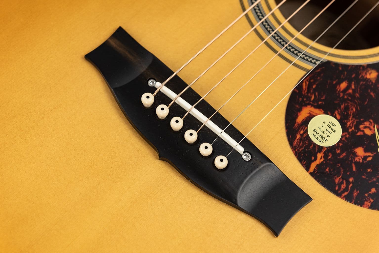 Maton EBG808C Cutaway Nashville Guitar with Case