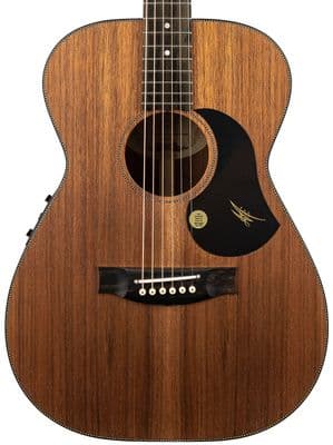 Maton EBW808 Blackwood Guitar with Case