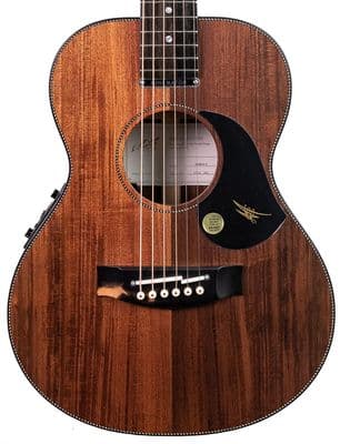 Maton EMBW6 Mini Blackwood Electro Acoustic, with Case