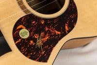 Maton SRS808 Guitar with Ap5 Pro Pickup and Case
