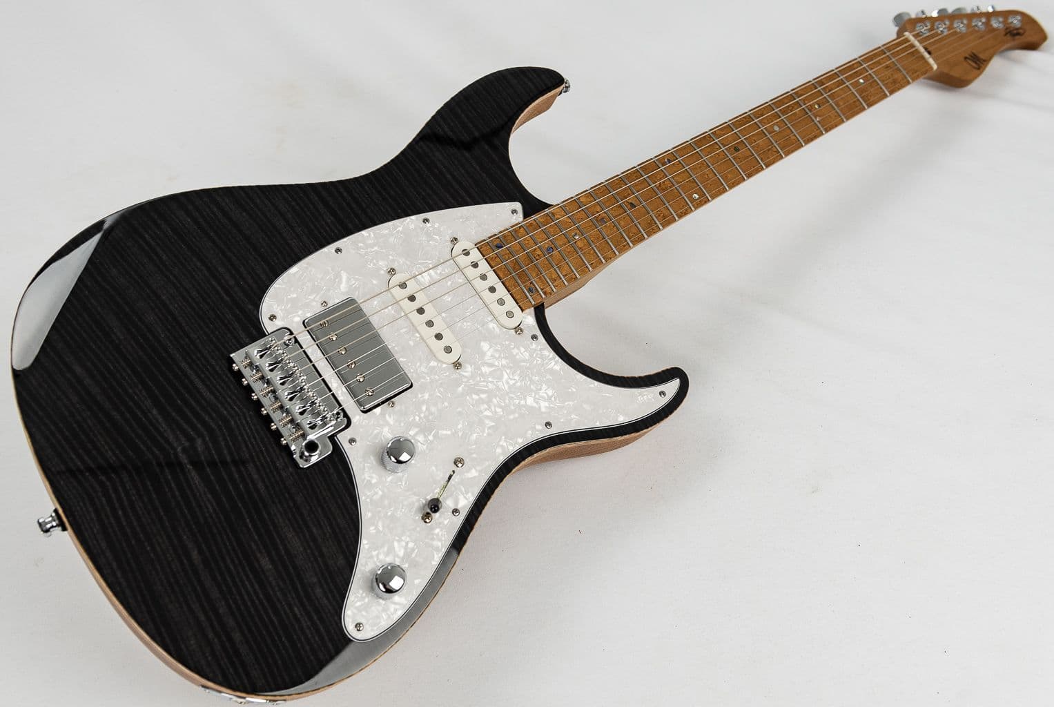 Mayones Aquila 6 Trans Black Flame