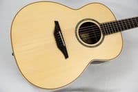 Mcilroy A36 guitar, Italian Spruce Rosewood