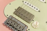 Suhr Mateus Asato Signature Series Classic, Antique Shell Pink