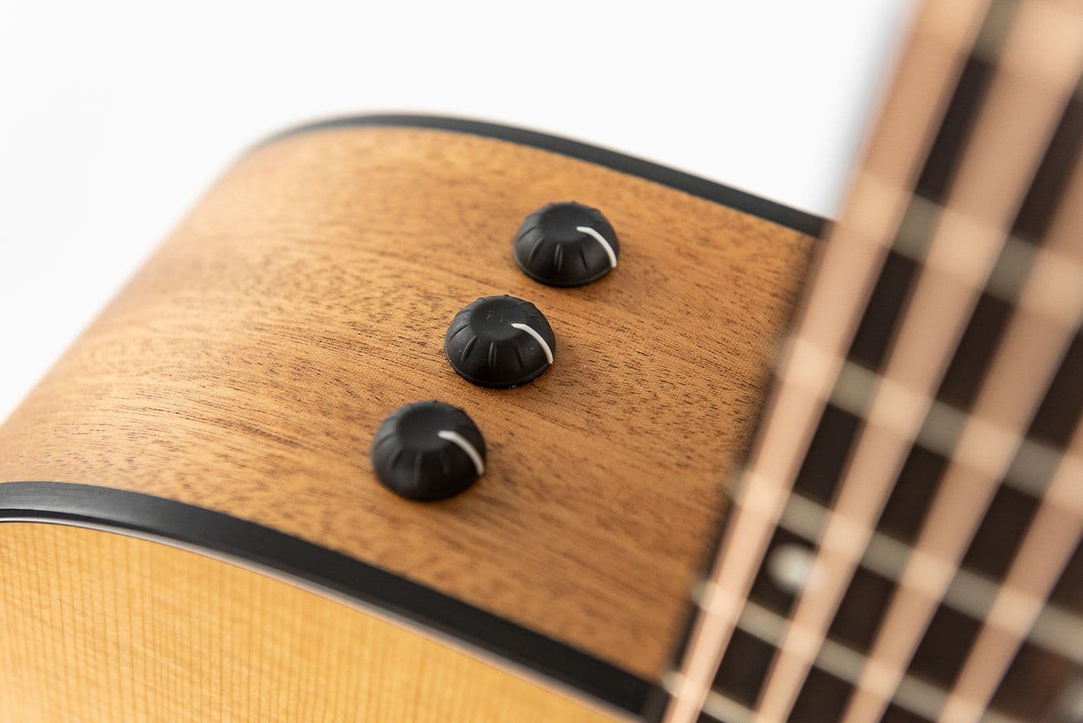 オンラインストア直送 Taylor 110 ギター SUNRISE ピックアップ付