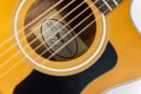 Taylor 112ce Special Edition Honeyburst, inc Gigbag