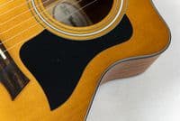 Taylor 112ce Special Edition Honeyburst, inc Gigbag