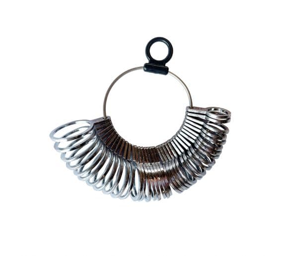 Ring Sizer Gauge with US sizes 1-15, European sizes 1-36, Circumference & Diameter in mm. D8030