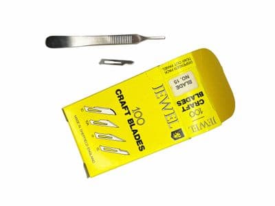 Scalpel Blades, Pack of 100 Number 15 with a  No. 3 Fitment. C6157