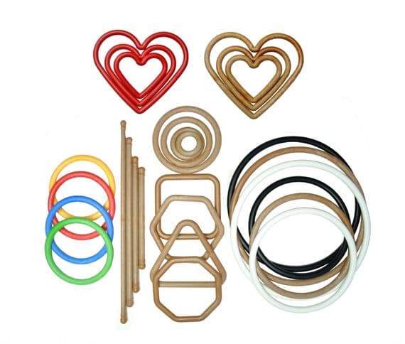 Set of 28 Macrame Rings & Dowels Rods, Various Shapes/Sizes. S7813