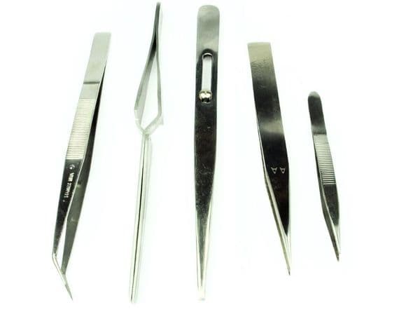 Set x 5 Stainless Steel Tweezers. S7407