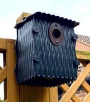 Small Bird Nesting Box with 32mm Entrance Hole (FREE HOLE COVER).  S7927. Linic Products UK Made