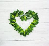 Wreath Ring, Heart Shape, Flat 8.5