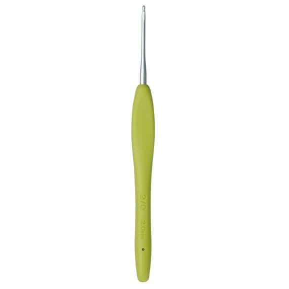 Clover Amour Crochet Hook 2.0mm