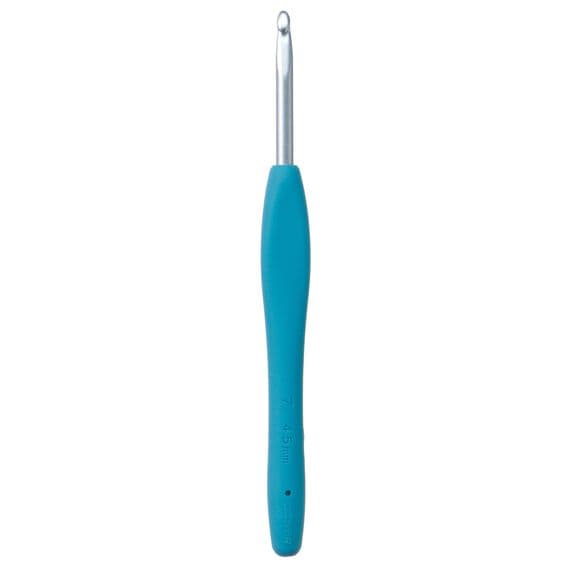 Clover Amour Crochet Hook 4.5mm