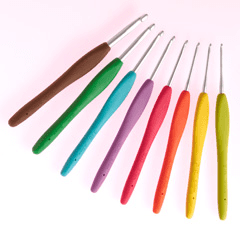 Clover Amour Crochet Hooks